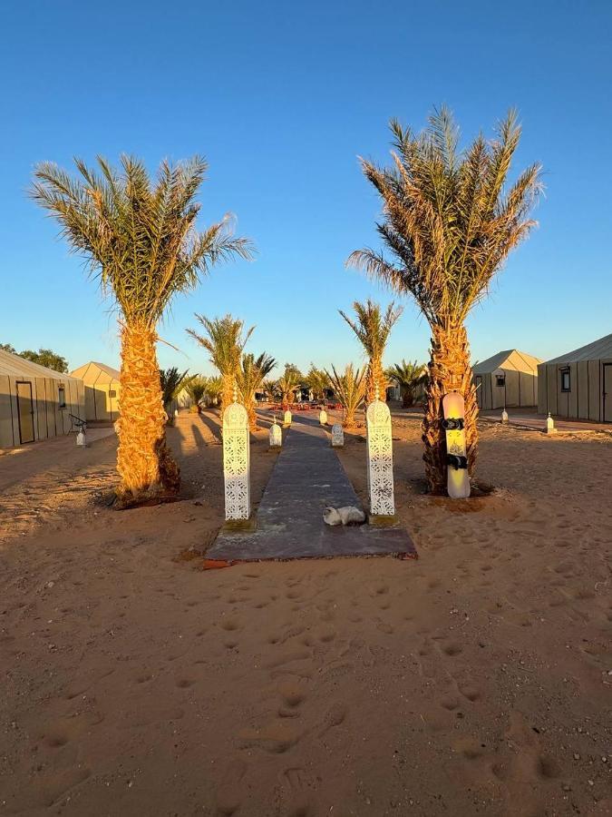 Sahara Dunes Luxury Camp Merzouga Exterior foto