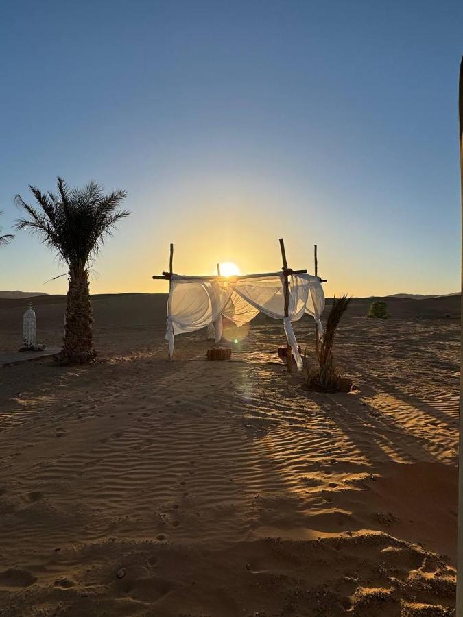 Sahara Dunes Luxury Camp Merzouga Exterior foto